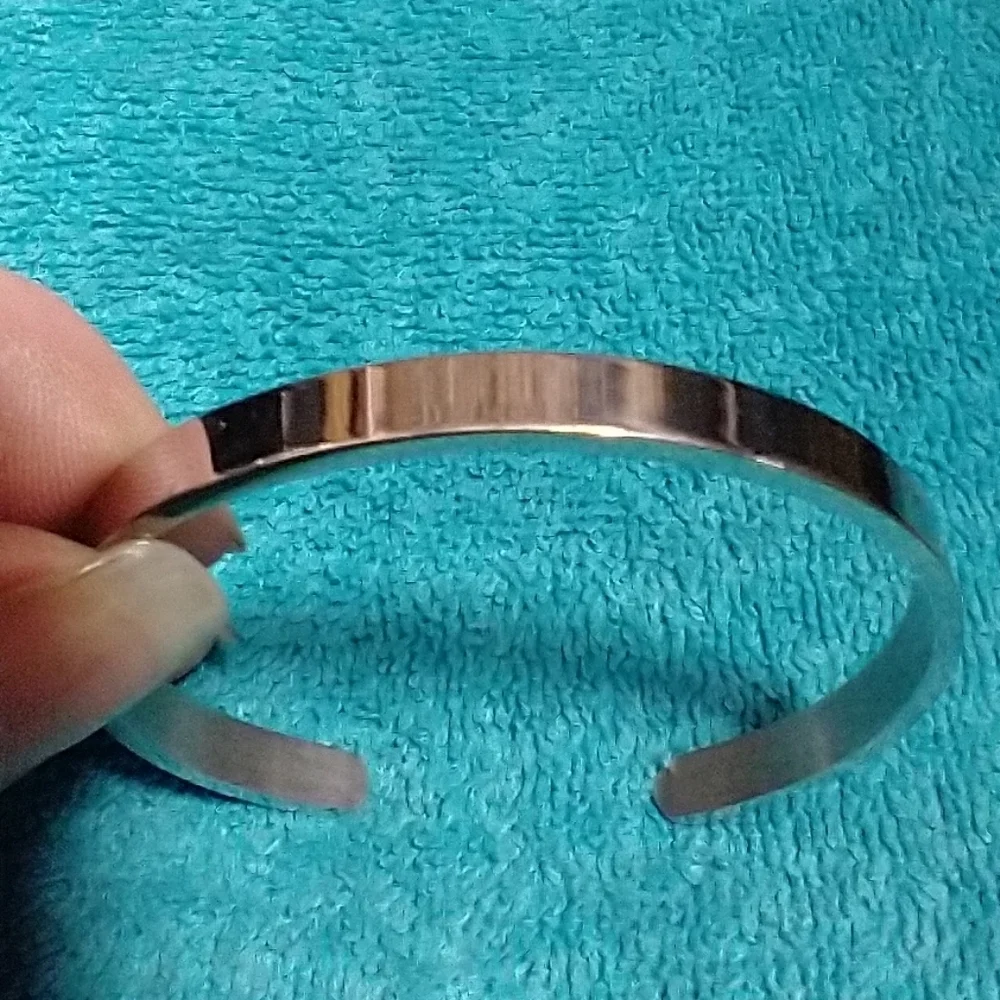 Silver Inspirational Cuff Arrow Stainless Steel Bracelet